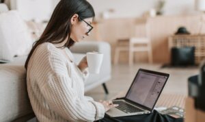 penulis artikel freelance
